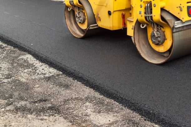 Best Asphalt Driveway Installation  in Muenster, TX